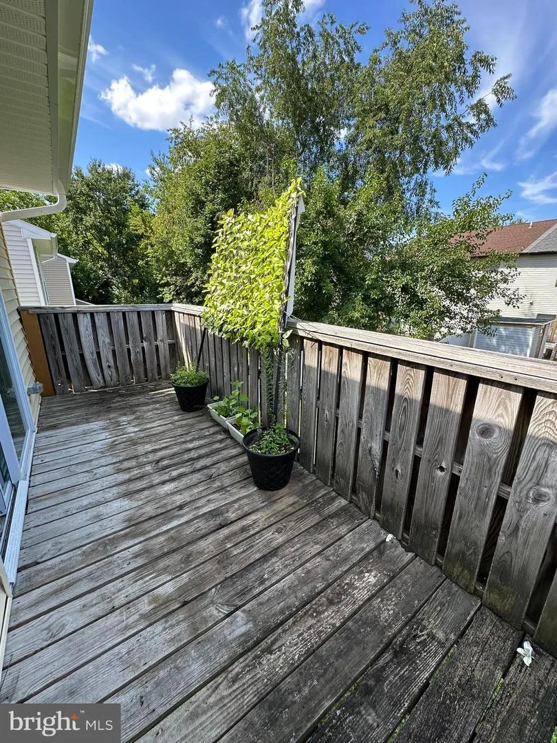 18 HARRINGTON LANE Sicklerville, NJ 08081