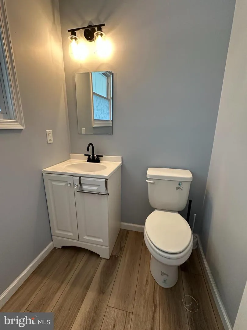 18 HARRINGTON LANE Sicklerville, NJ 08081