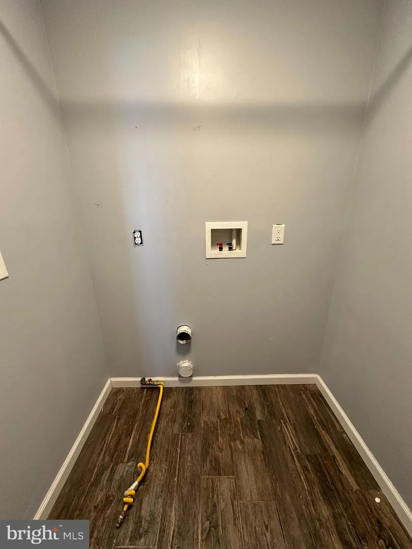 18 HARRINGTON LANE Sicklerville, NJ 08081