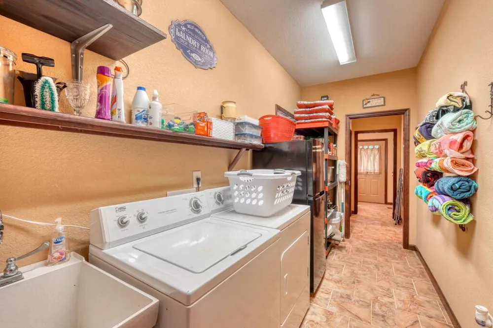 84 Shores Drive Hayesville, NC 28904