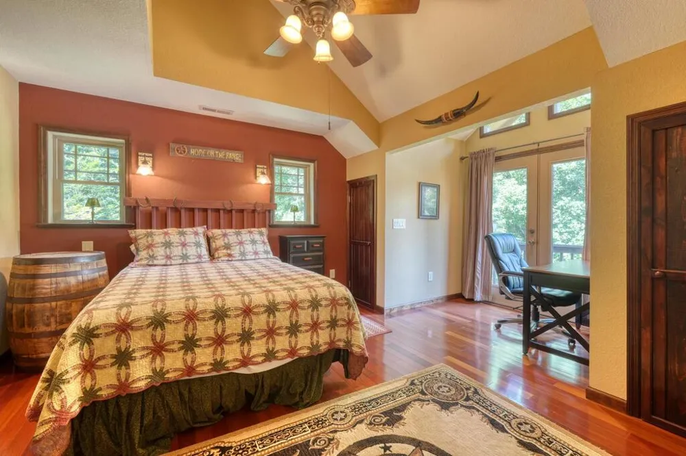 84 Shores Drive Hayesville, NC 28904