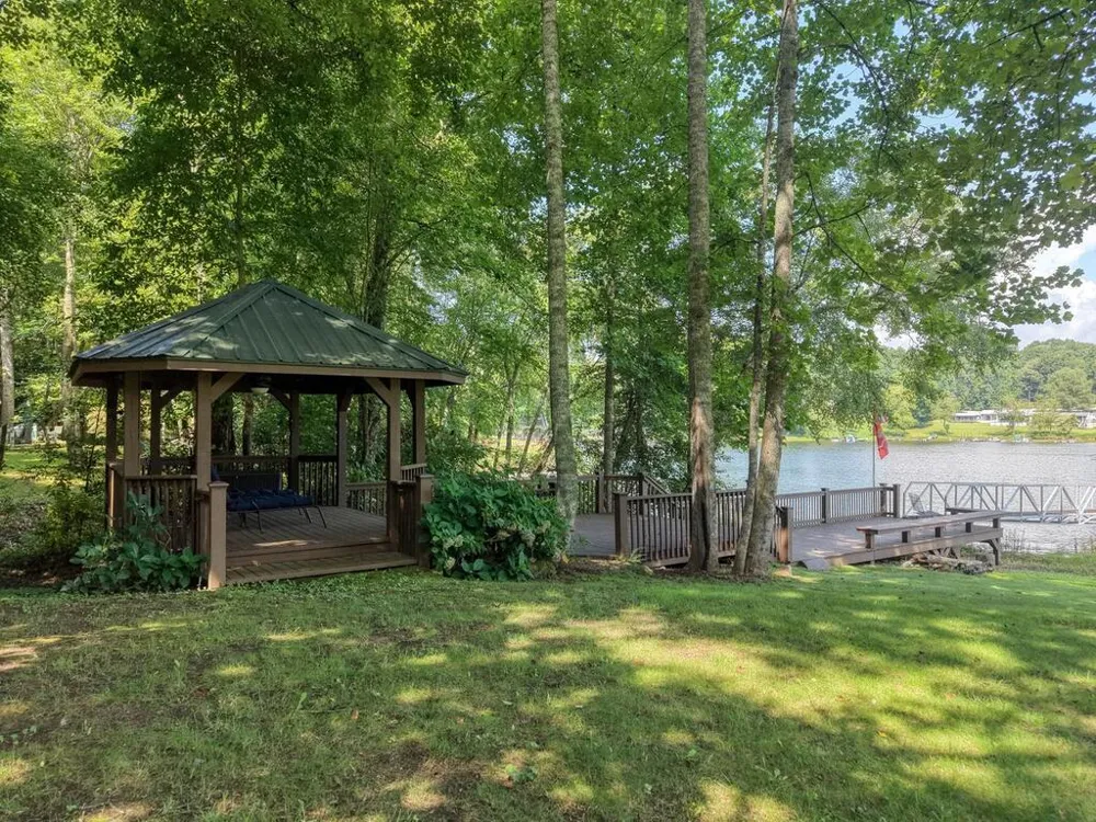 84 Shores Drive Hayesville, NC 28904