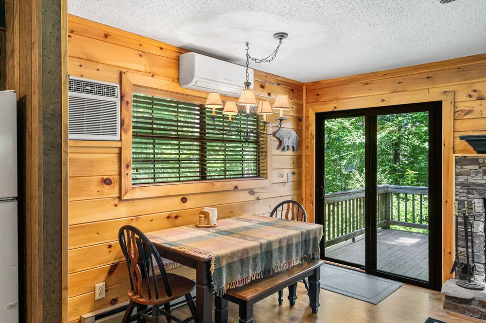 231 Dogwood Circle Hayesville, NC 28904