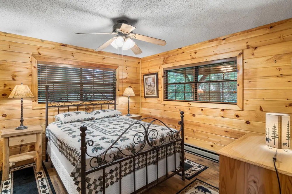 231 Dogwood Circle Hayesville, NC 28904