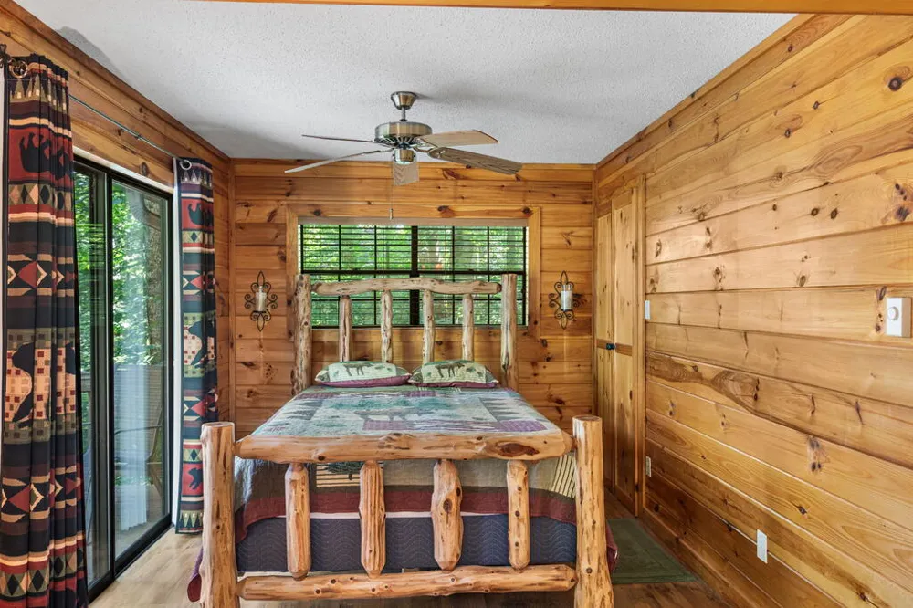 231 Dogwood Circle Hayesville, NC 28904