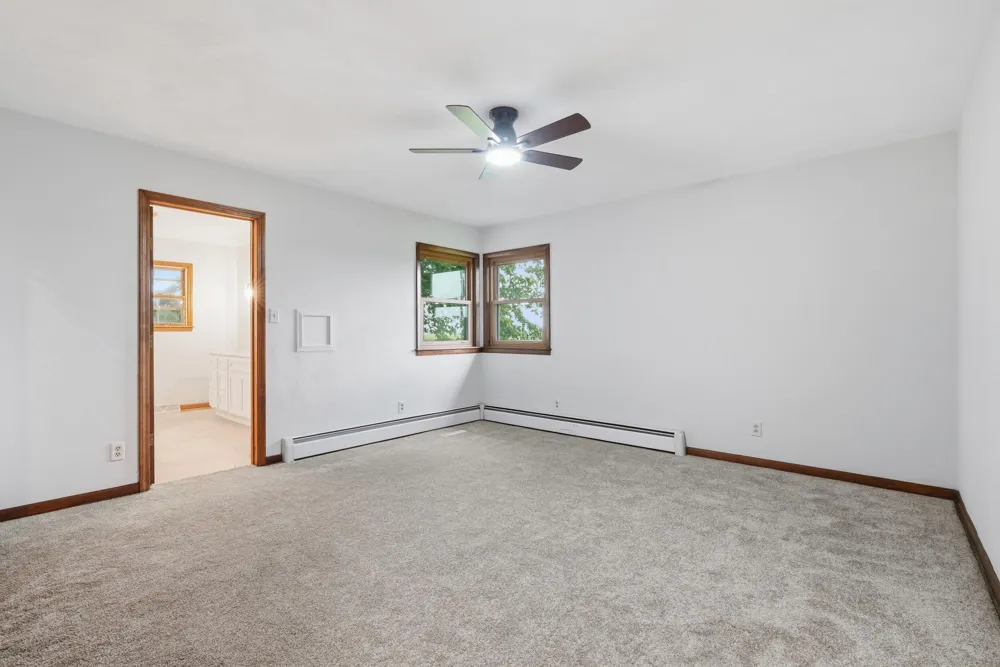 4765 W 950 Lake Village, IN 46349