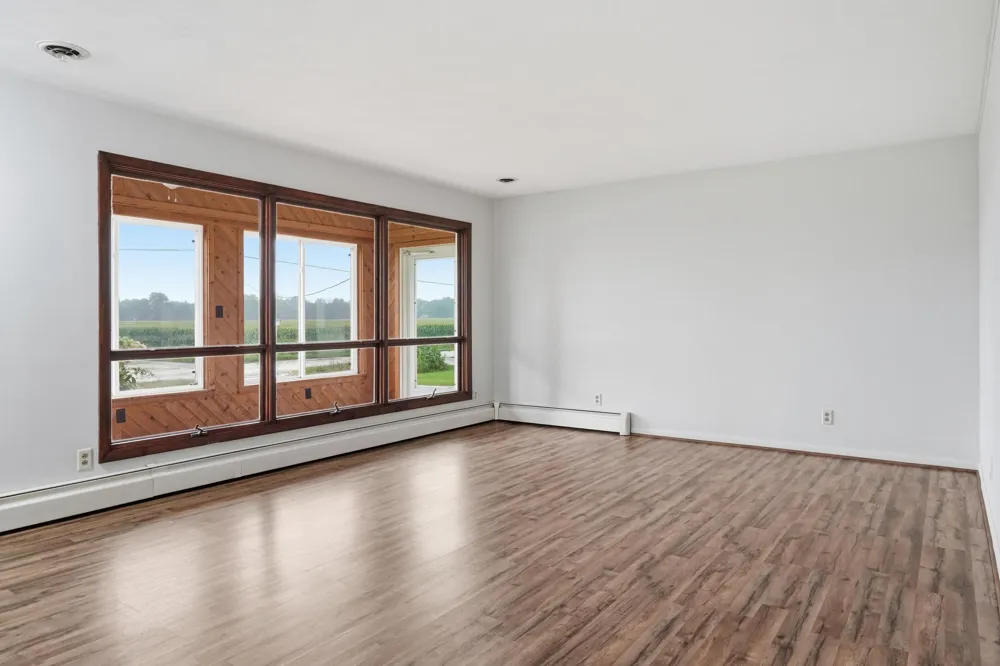 4765 W 950 Lake Village, IN 46349