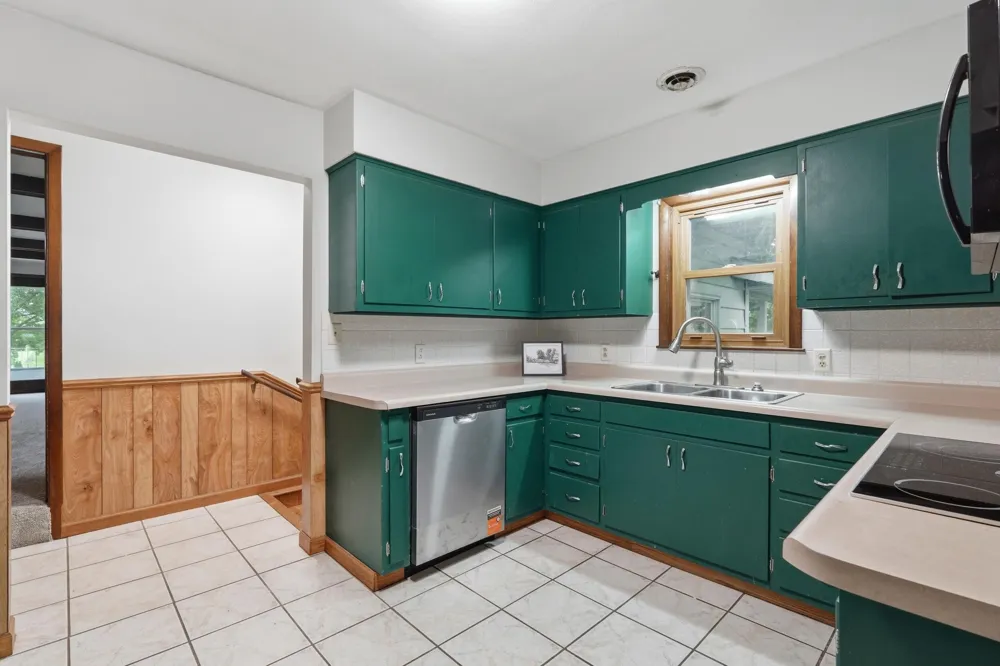 4765 W 950 Lake Village, IN 46349