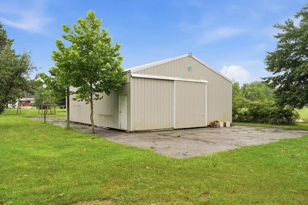 4765 W 950 Lake Village, IN 46349