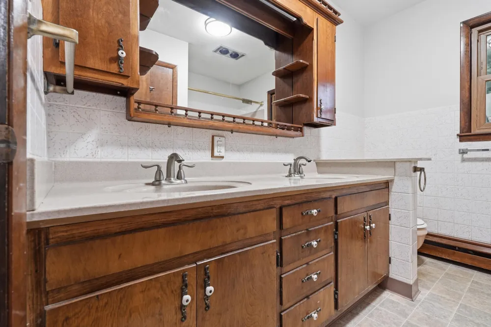 4765 W 950 Lake Village, IN 46349