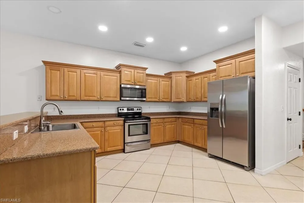 9717 Blue Stone Circle Fort Myers, FL 33913