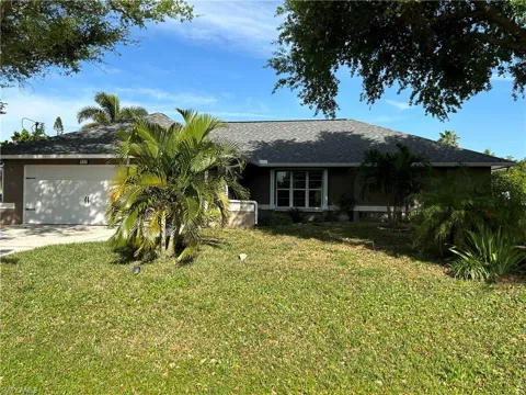 717 SE 10th Avenue
