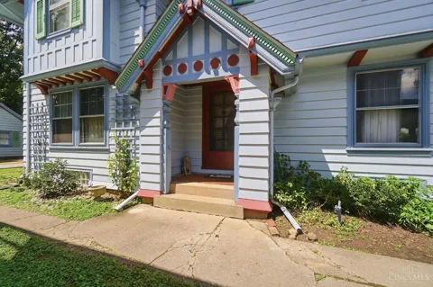 627 Main Street