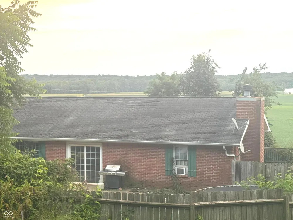 3758 S 130 E Rockville, IN 47872