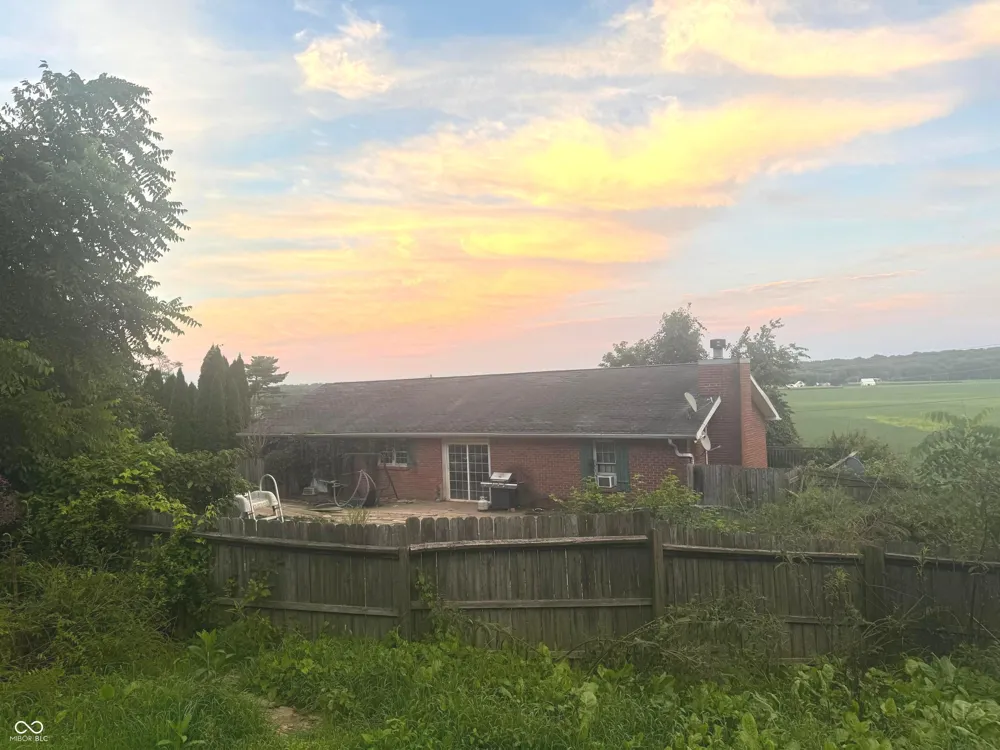 3758 S 130 E Rockville, IN 47872