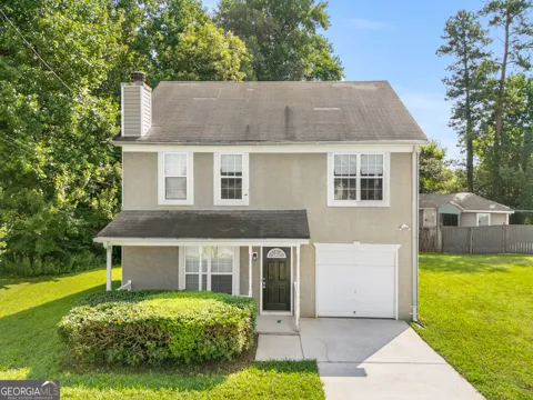 893 Madison CT
