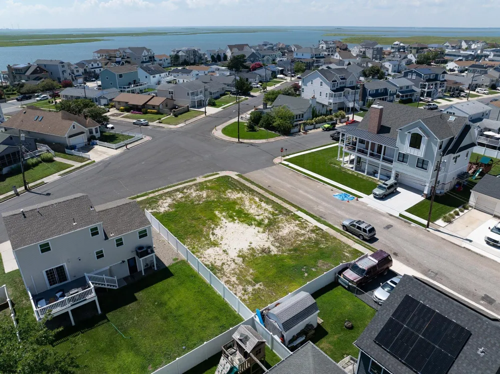 605 Bobby Jones Road Brigantine, NJ 08203