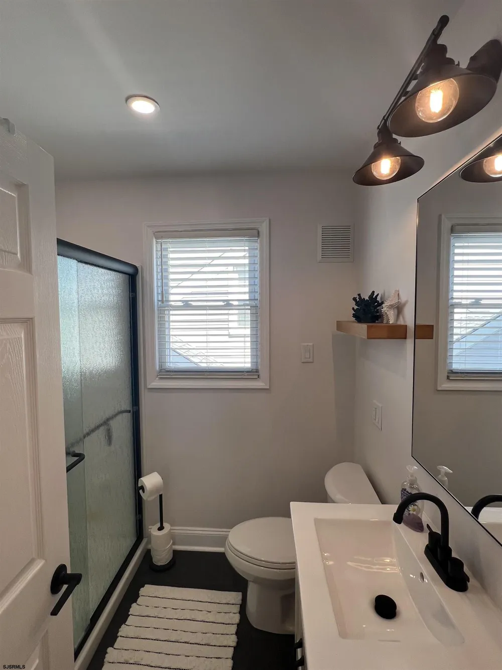 114 N Argyle Ave Margate, NJ 08402