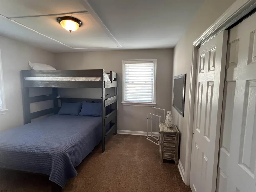 114 N Argyle Ave Margate, NJ 08402