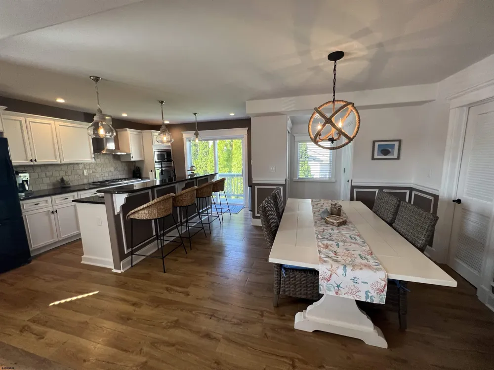 114 N Argyle Ave Margate, NJ 08402