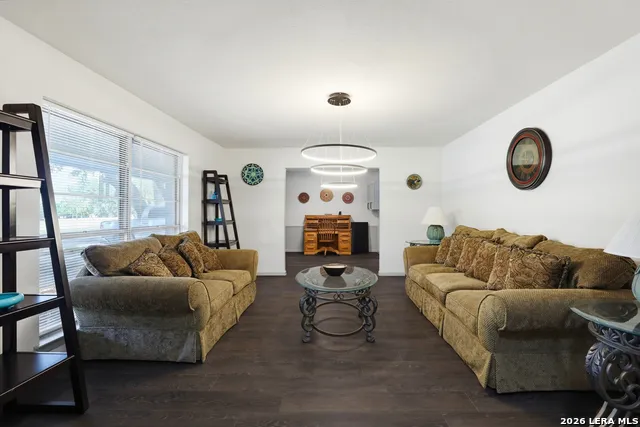 513 WINFIELD BLVD Windcrest, TX 78239