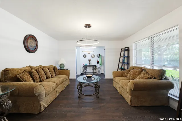 513 WINFIELD BLVD Windcrest, TX 78239