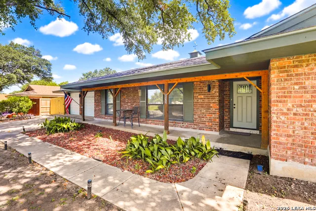 513 WINFIELD BLVD Windcrest, TX 78239