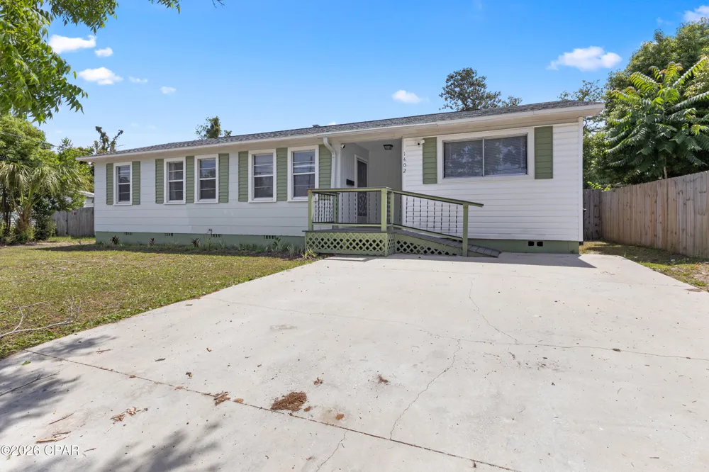 1402 Arthur Avenue Panama City, FL 32401