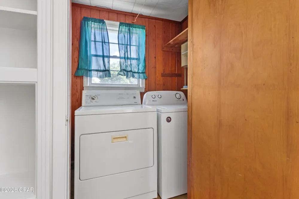 1402 Arthur Avenue Panama City, FL 32401