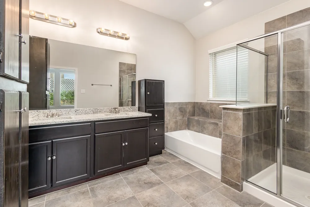 1572 Cedar Crest Drive Forney, TX 75126