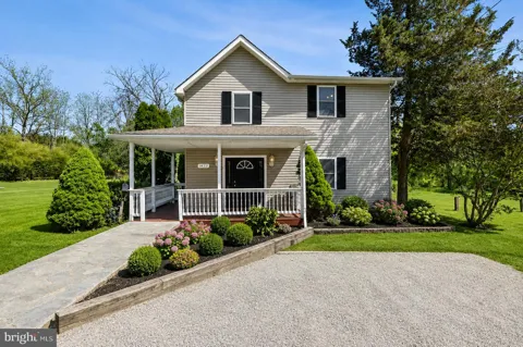 1423 SCHOOL LANE