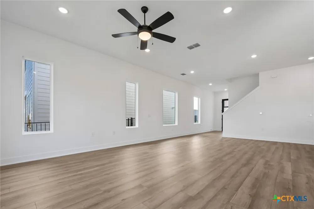 1410 Rambling Rose Road Austin, TX 78745