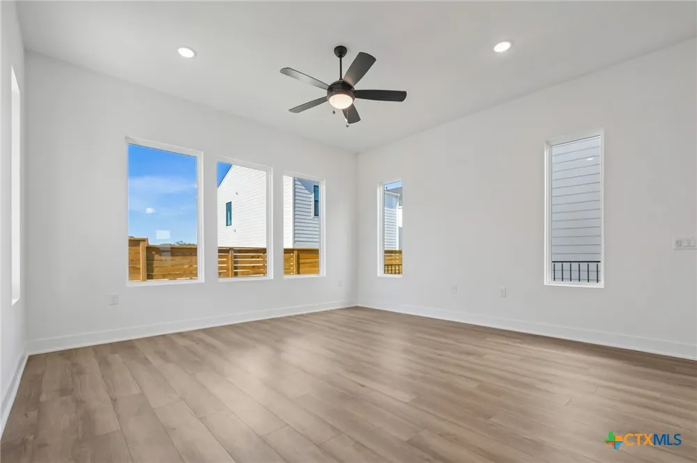 1410 Rambling Rose Road Austin, TX 78745