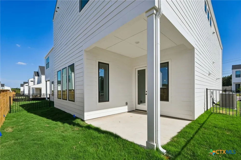1410 Rambling Rose Road Austin, TX 78745