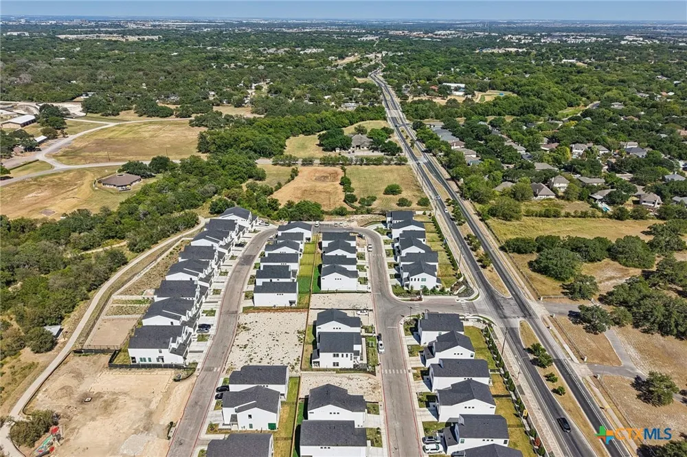1410 Rambling Rose Road Austin, TX 78745