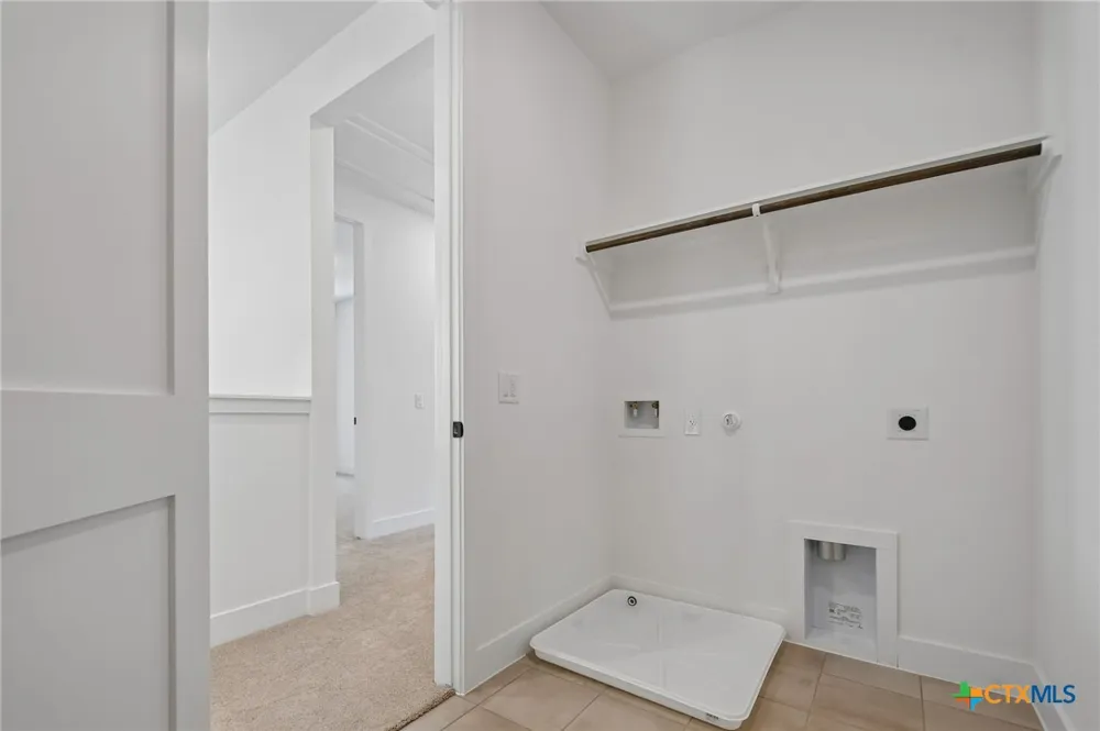 1410 Rambling Rose Road Austin, TX 78745