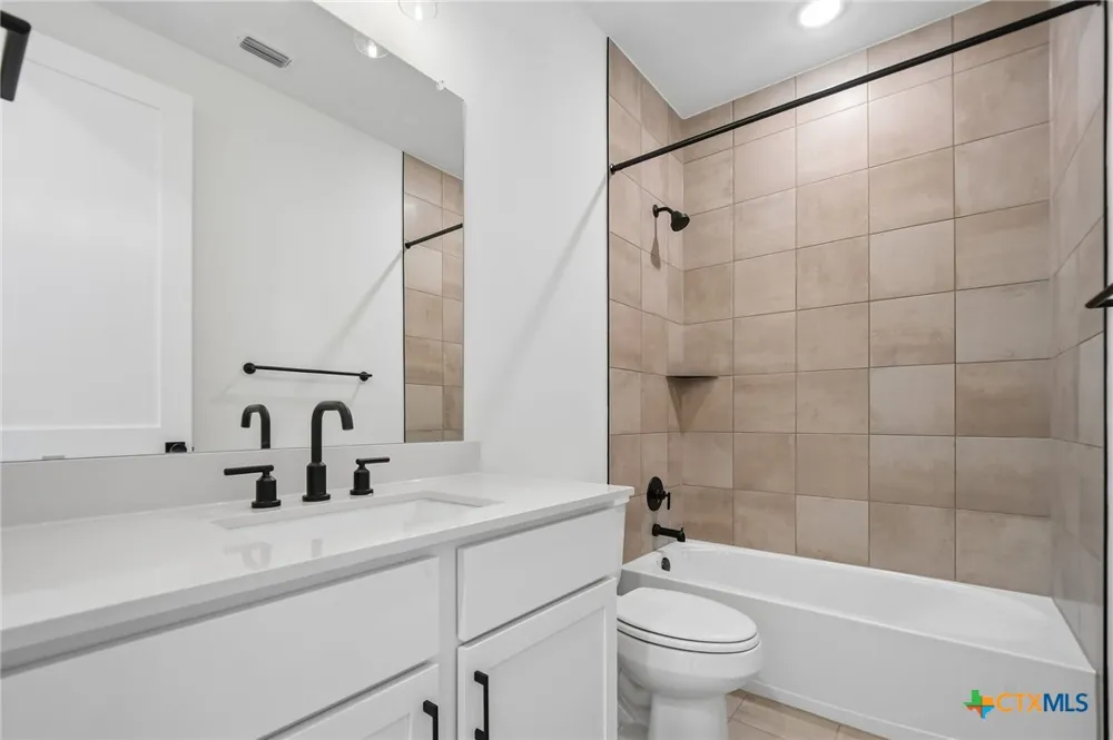 1410 Rambling Rose Road Austin, TX 78745