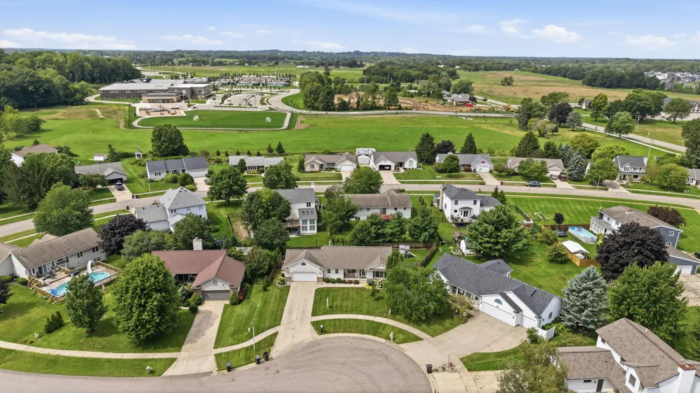 2913 Belle Meadow Drive SW Byron Center, MI 49315