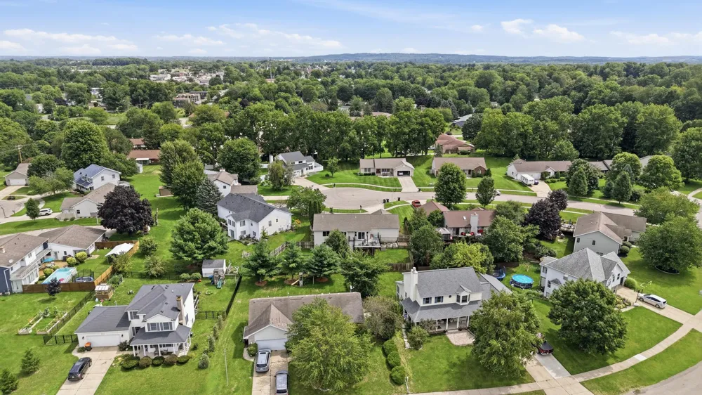 2913 Belle Meadow Drive SW Byron Center, MI 49315