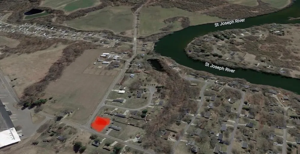 2022 Pipestone Road Benton Harbor, MI 49022