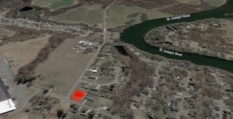 2022 Pipestone Road