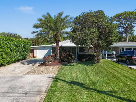 2401 COUNTRY OAKS