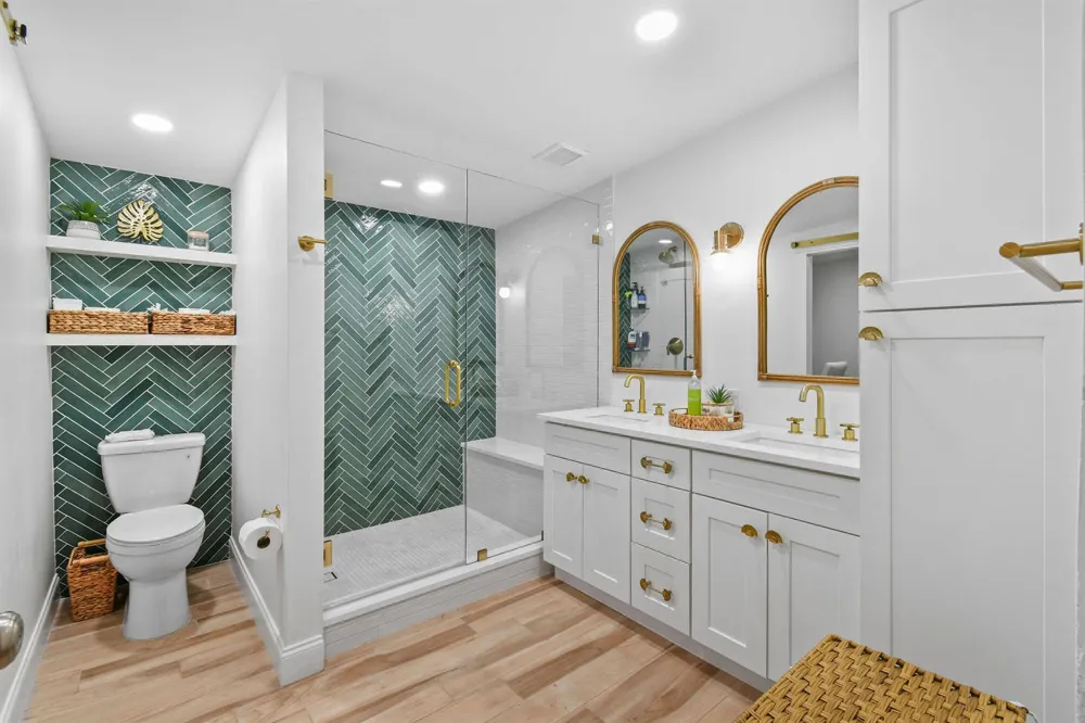 2401 COUNTRY OAKS Palm Beach Gardens, FL 33410