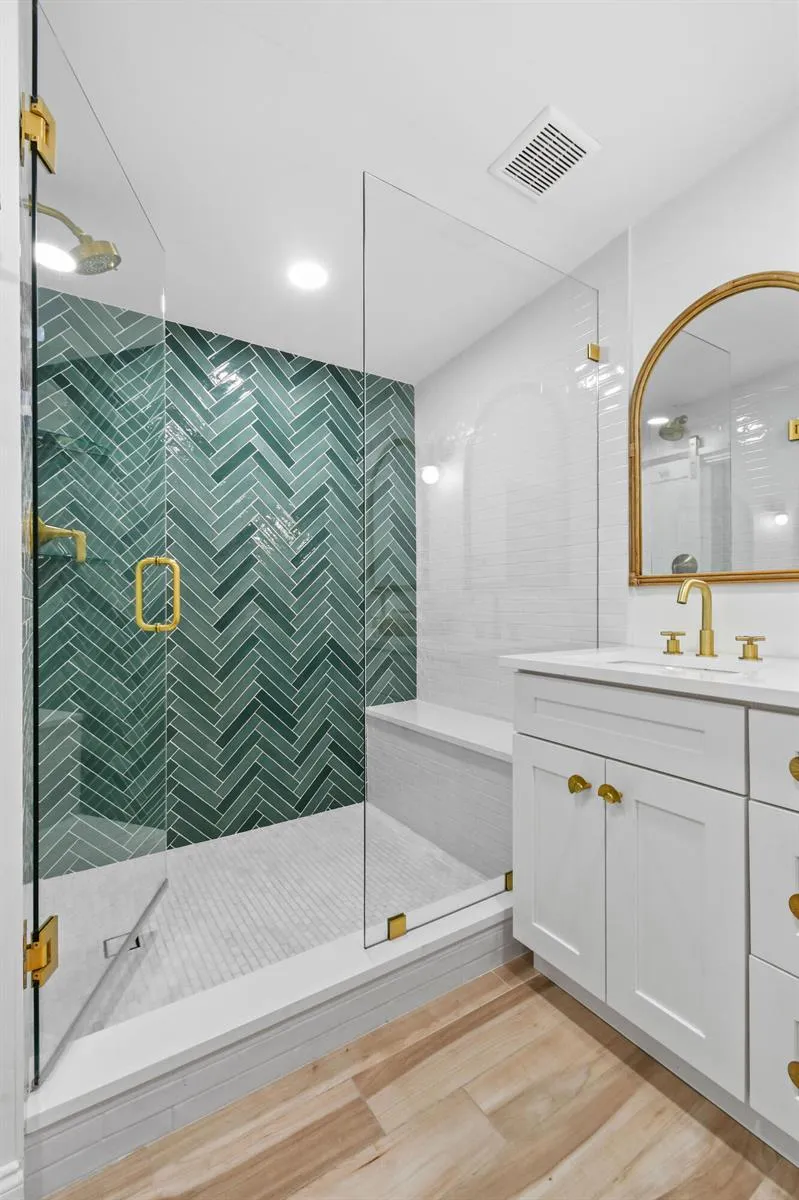 2401 COUNTRY OAKS Palm Beach Gardens, FL 33410