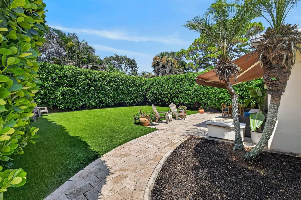 2401 COUNTRY OAKS Palm Beach Gardens, FL 33410