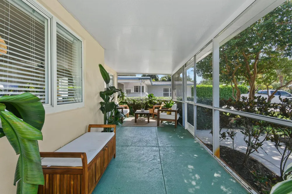 2401 COUNTRY OAKS Palm Beach Gardens, FL 33410