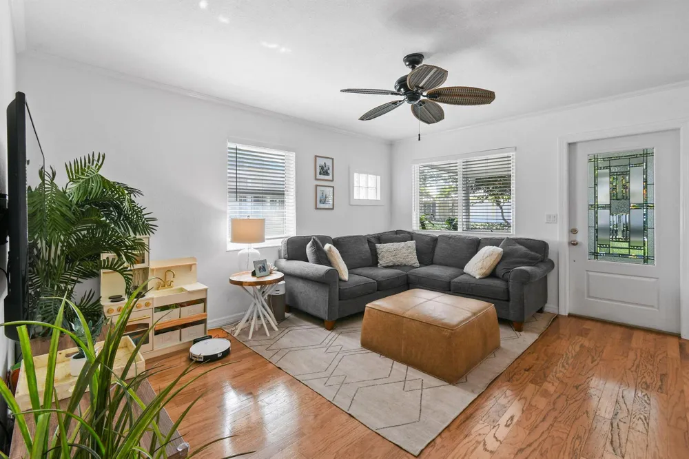 2401 COUNTRY OAKS Palm Beach Gardens, FL 33410