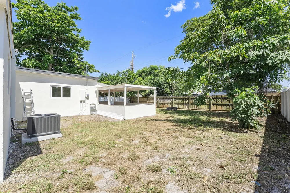 416 Tuskegee Drive Lake Worth, FL 33462