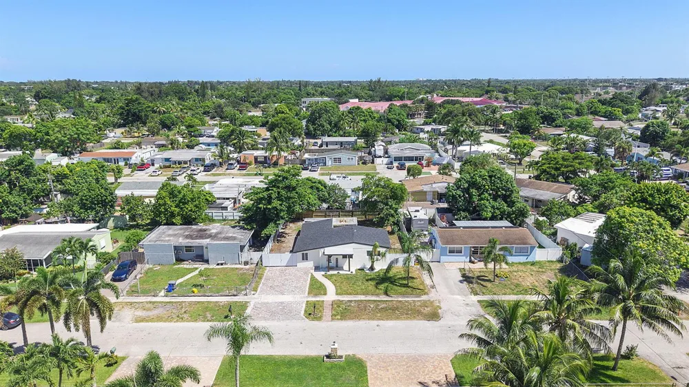 416 Tuskegee Drive Lake Worth, FL 33462
