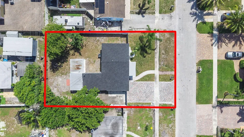 416 Tuskegee Drive Lake Worth, FL 33462
